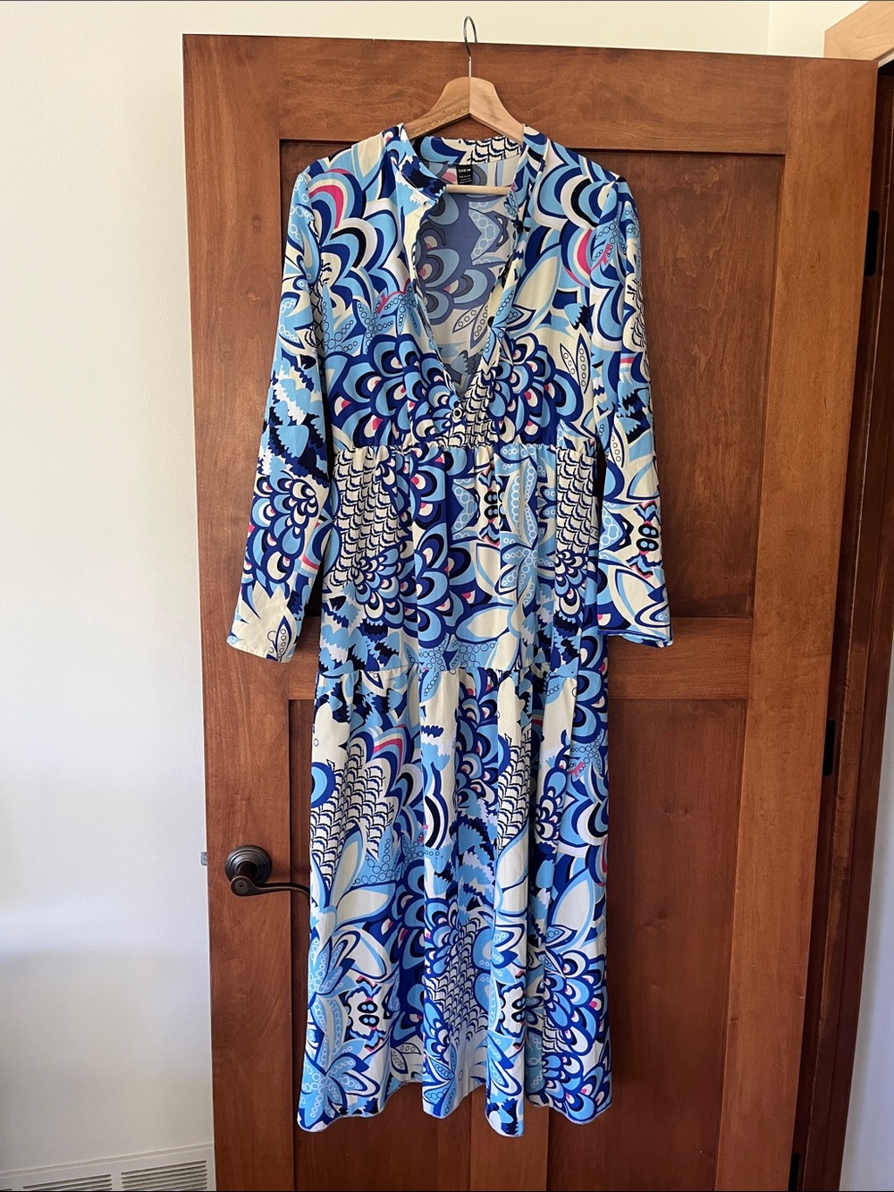 Blue Floral-Print V-Neck Midi Dress